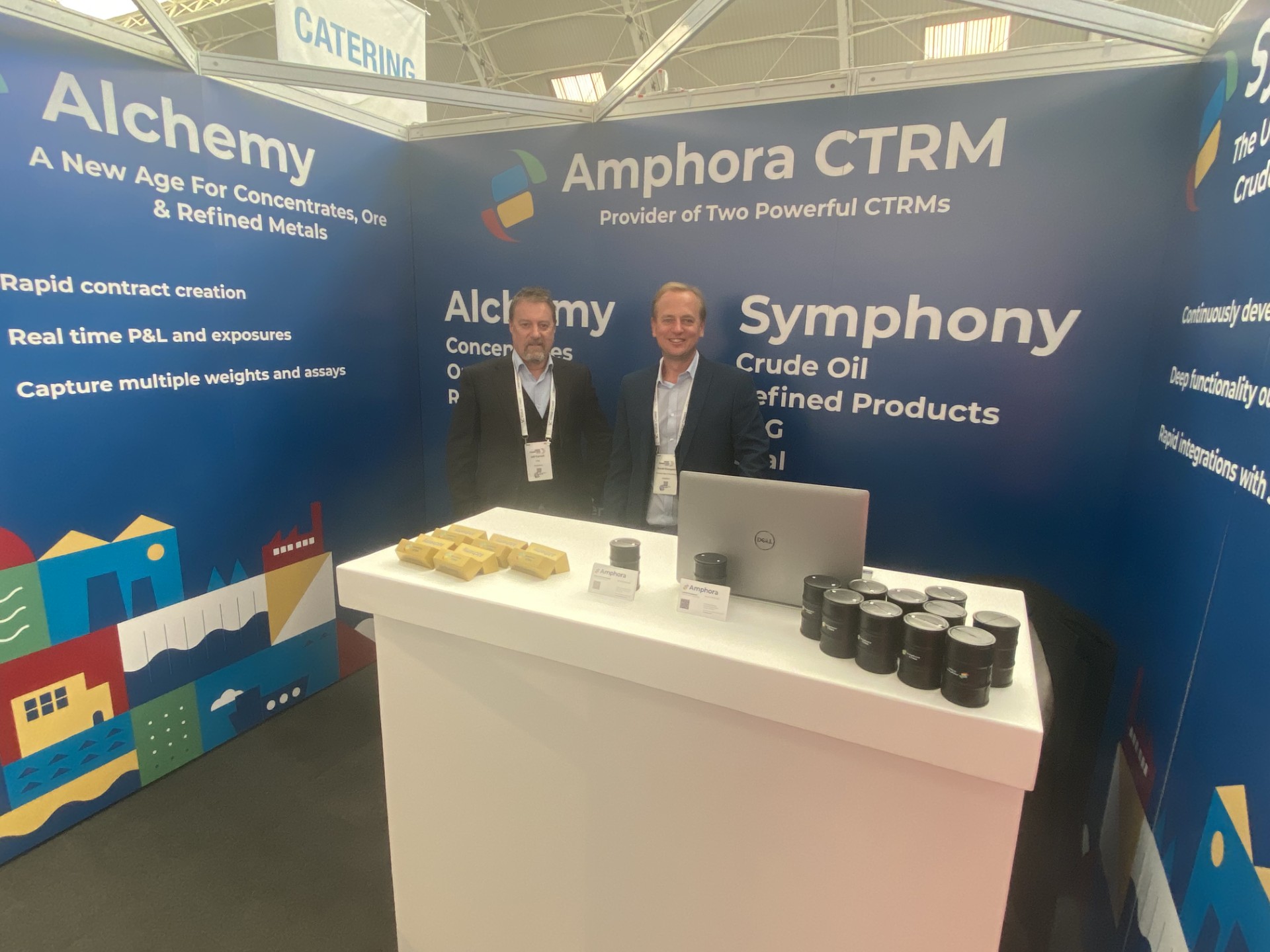 David Glasspool and Jeff Carvell at the Amphora stand